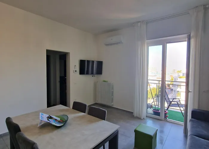 דירה Al Mare Da Paola *